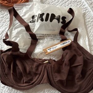 SKIMS Chocolate Brown Bra